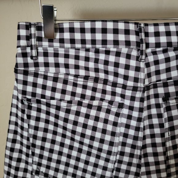 Express Black and White Gingham Plaid High Rise Shortie - Picture 8 of 15